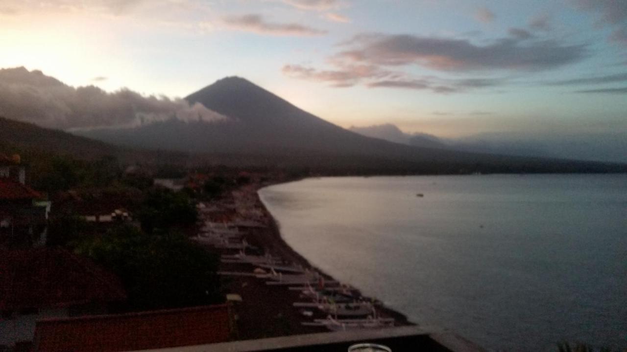 Amed Beach Villa Exterior foto